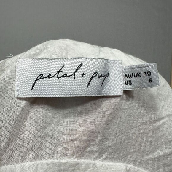 Petal and Pup Halter‎ Romper Womans 6 White Eyelet Ruffle Scallop High Neck - Picture 9 of 11